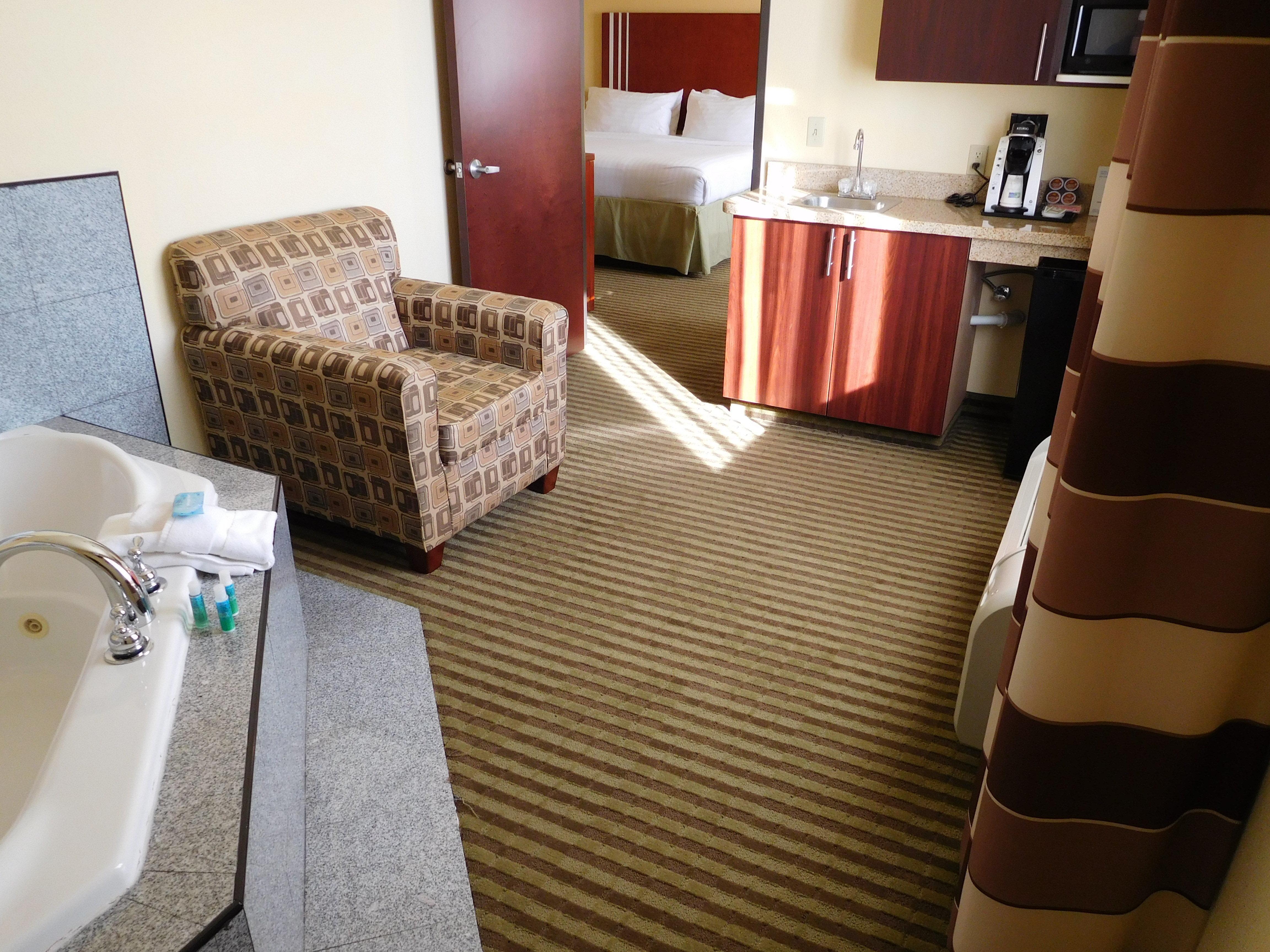 Holiday Inn Express Ponca City By Ihg Екстериор снимка