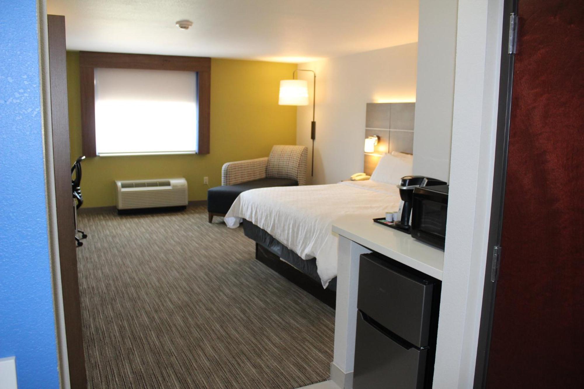 Holiday Inn Express Ponca City By Ihg Екстериор снимка