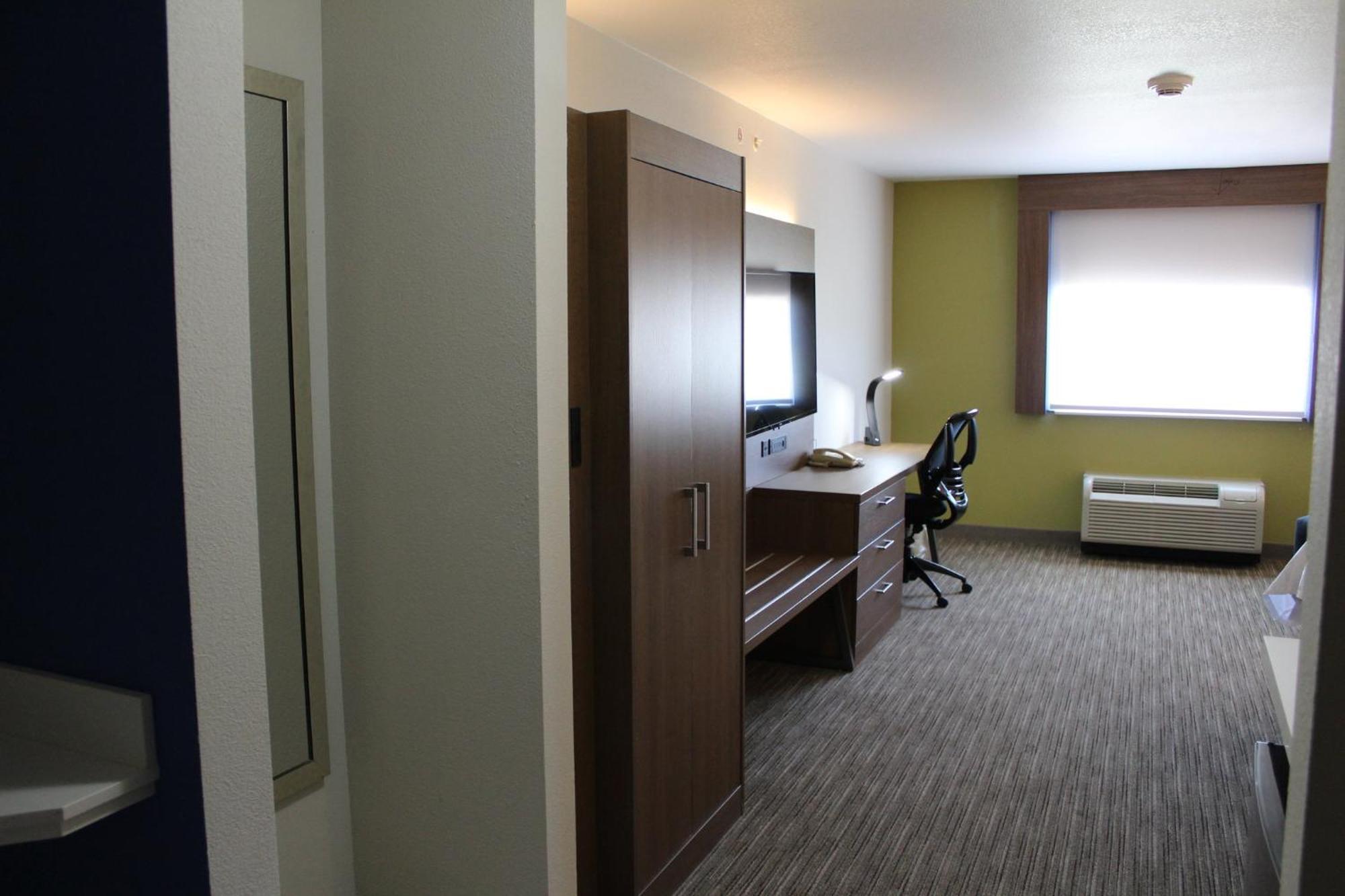 Holiday Inn Express Ponca City By Ihg Екстериор снимка