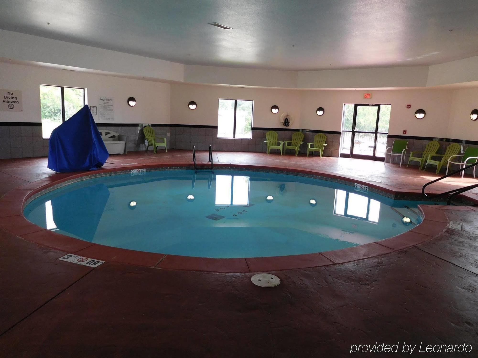 Holiday Inn Express Ponca City By Ihg Екстериор снимка